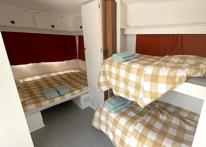 아파트 Vdb - Coworking Space - Work Relax & Sleep